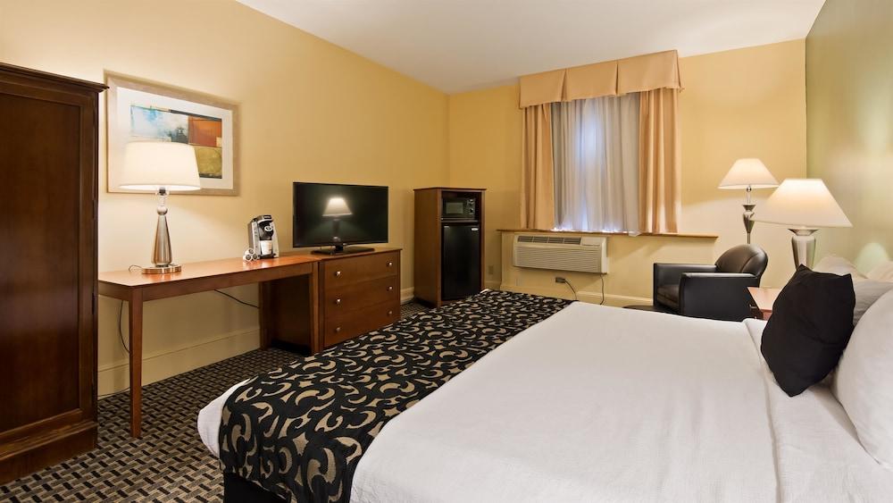 Western Bath Hotel 3*
